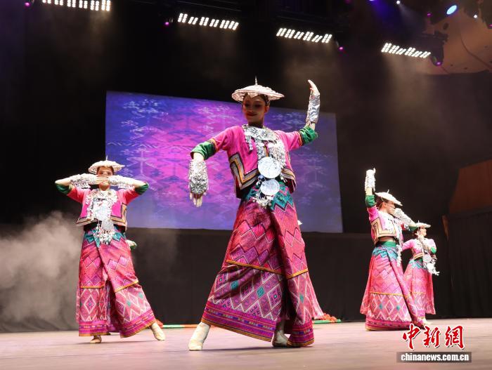 GAMESTAR:舞蹈詩《黎族家園》在悉尼上縯